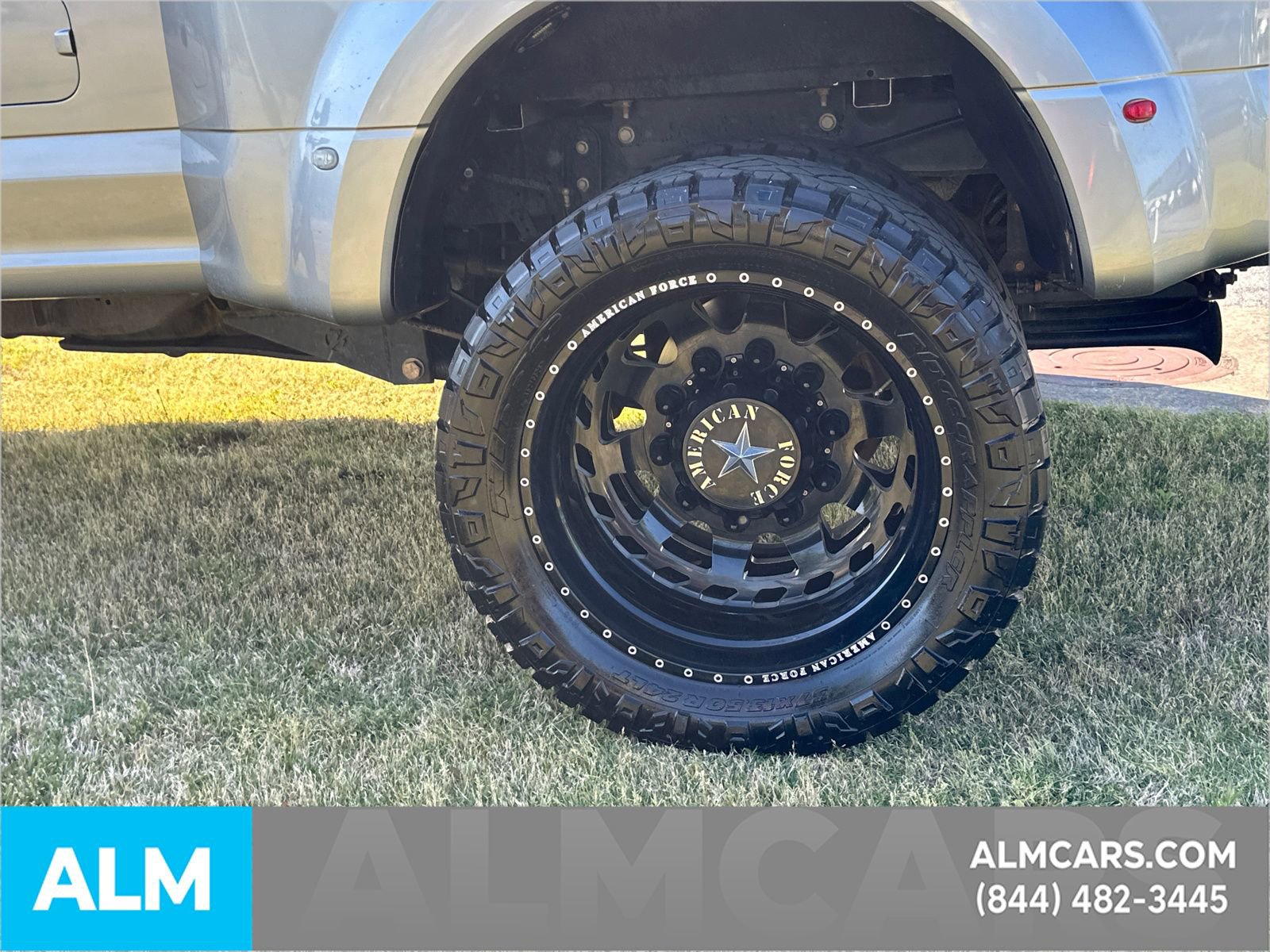 Certified 2022 Ford F450 Platinum w/ FX4 Off-Road Package image 39