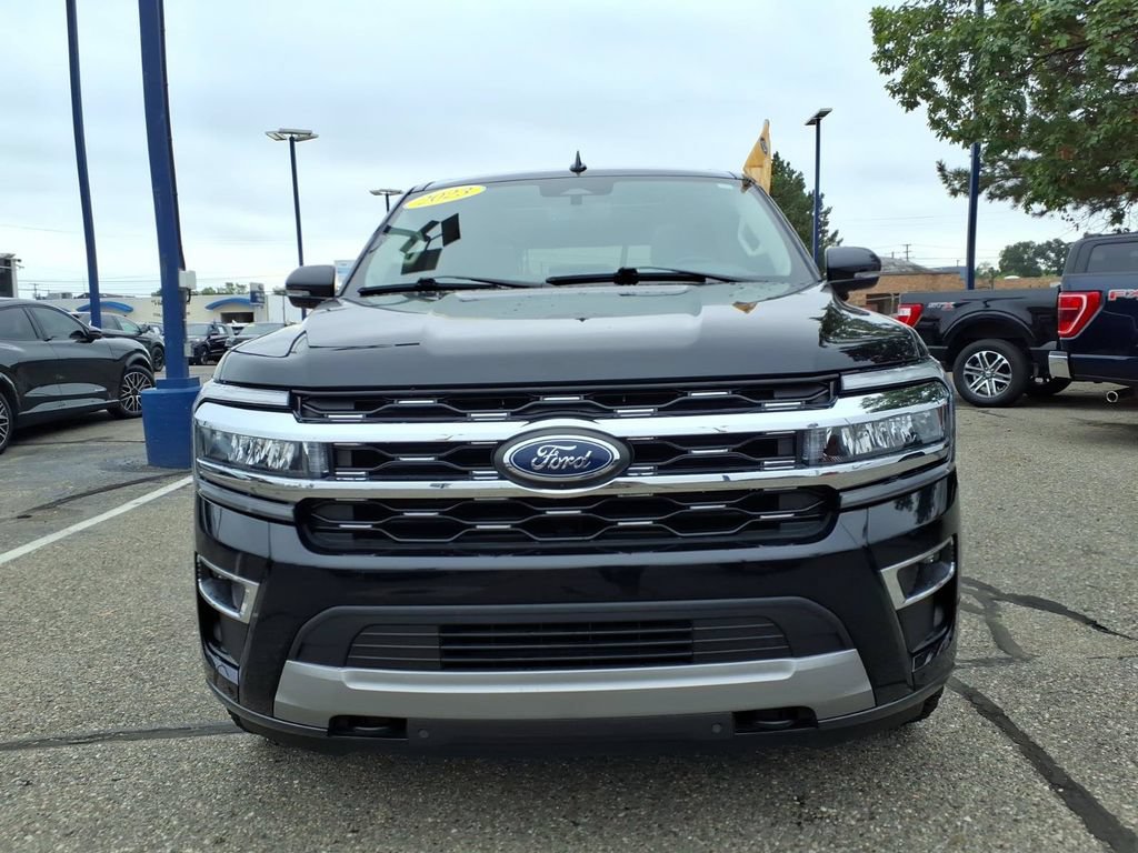 Certified 2023 Ford Expedition Limited AWD/4WD image 3