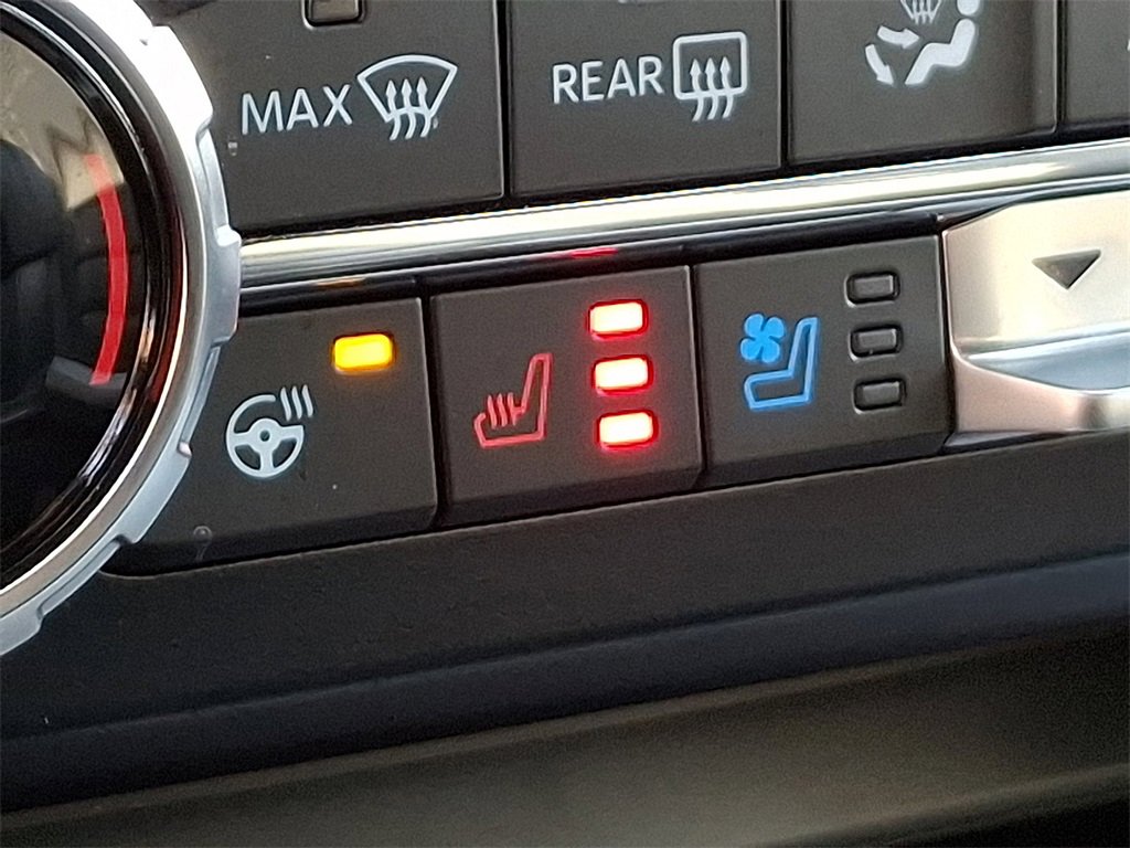 Certified 2026 Ford F350 Platinum w/ Tremor Off-Road Package image 27