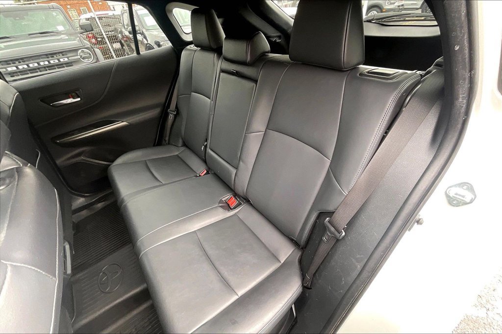 Used 2022 Toyota Venza XLE AWD/4WD image 25