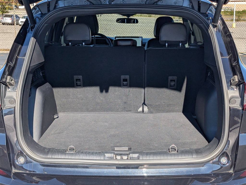 Certified 2023 Ford Escape ST-Line w/ Tech Pack #1 AWD/4WD image 9