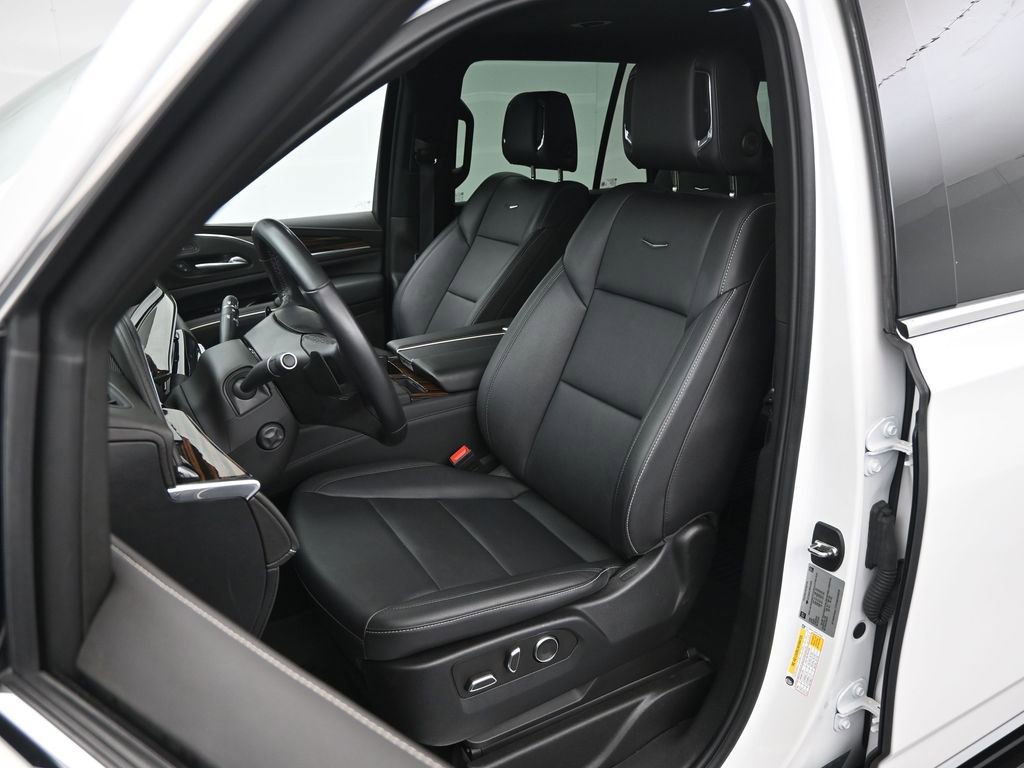 Used 2024 Cadillac Escalade Luxury w/ LPO, Floor Liner Package image 9