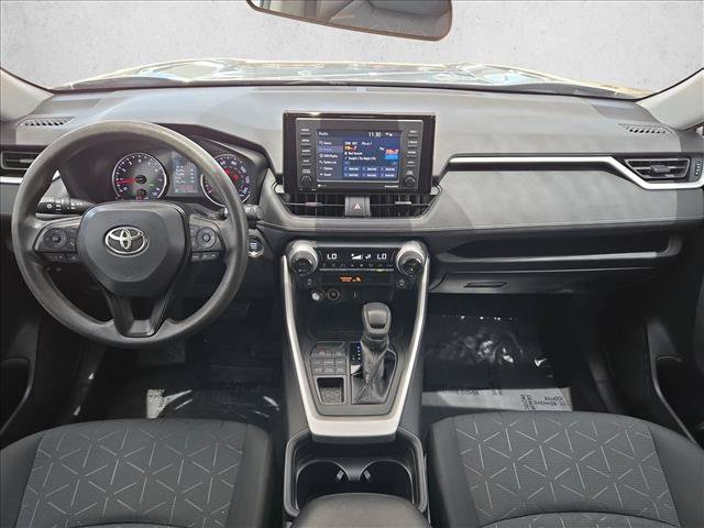 Used 2021 Toyota RAV4 XLE AWD/4WD image 17