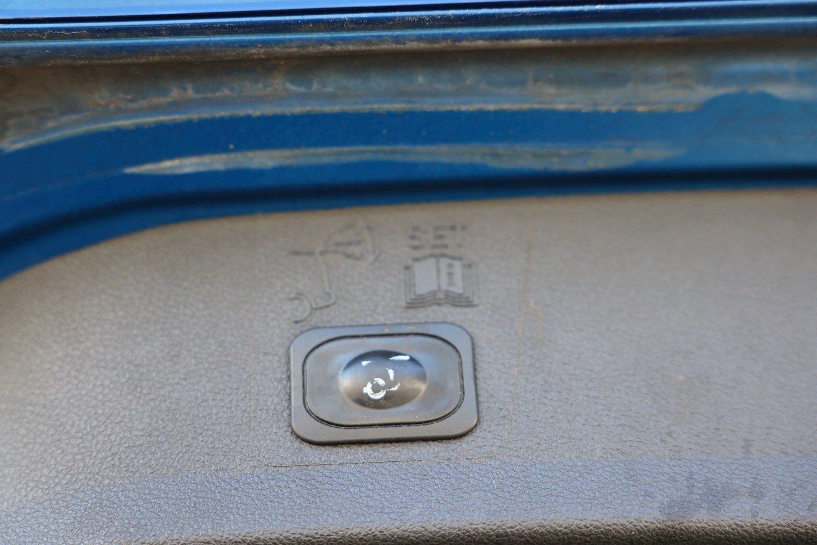 Certified 2019 Ford Escape SEL image 15