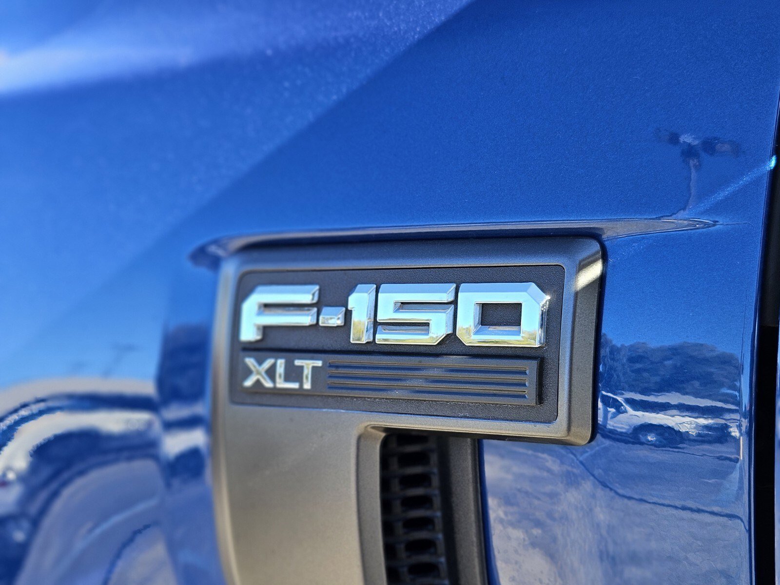 Certified 2023 Ford F150 XLT w/ Equipment Group 302A High image 11