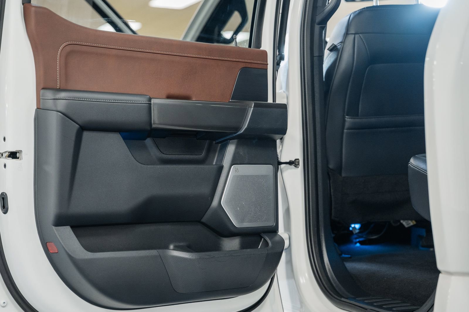 Certified 2023 Ford F150 Lariat w/ Equipment Group 502A High image 49