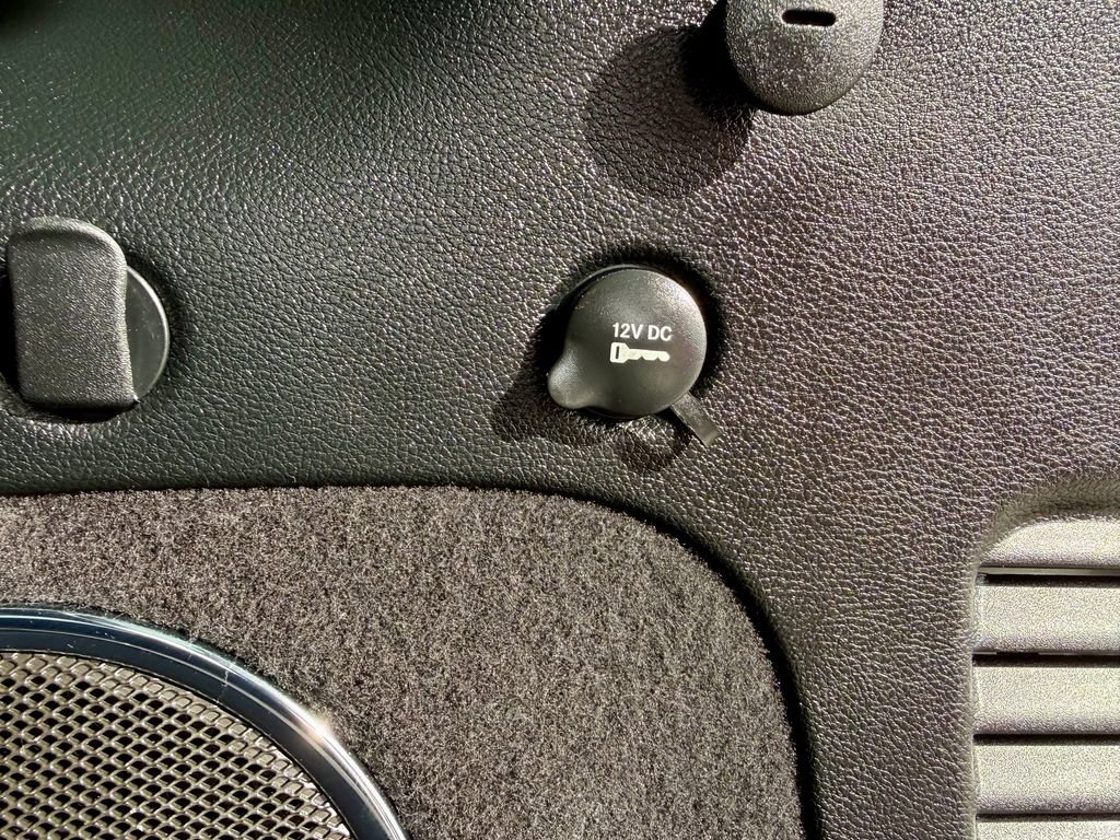 Used 2017 Jeep Grand Cherokee Summit image 16