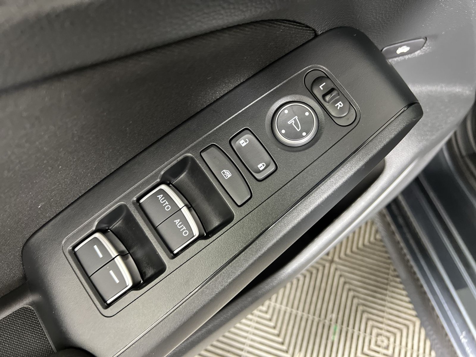 Used 2024 Honda Civic Sport image 15