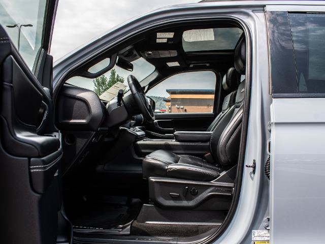 Certified 2025 Ford Expedition Max Platinum w/ Stealth Performance Package AWD/4WD image 16