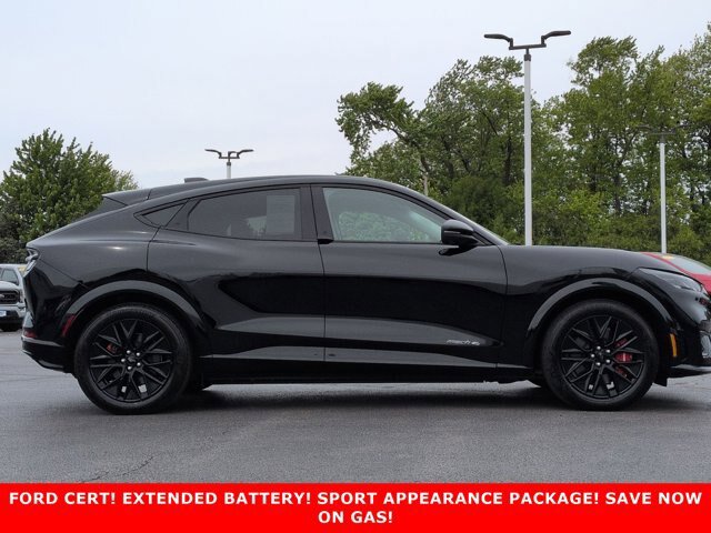 Certified 2025 Ford Mustang Mach-E Premium w/ Sport Appearance Package AWD/4WD image 4