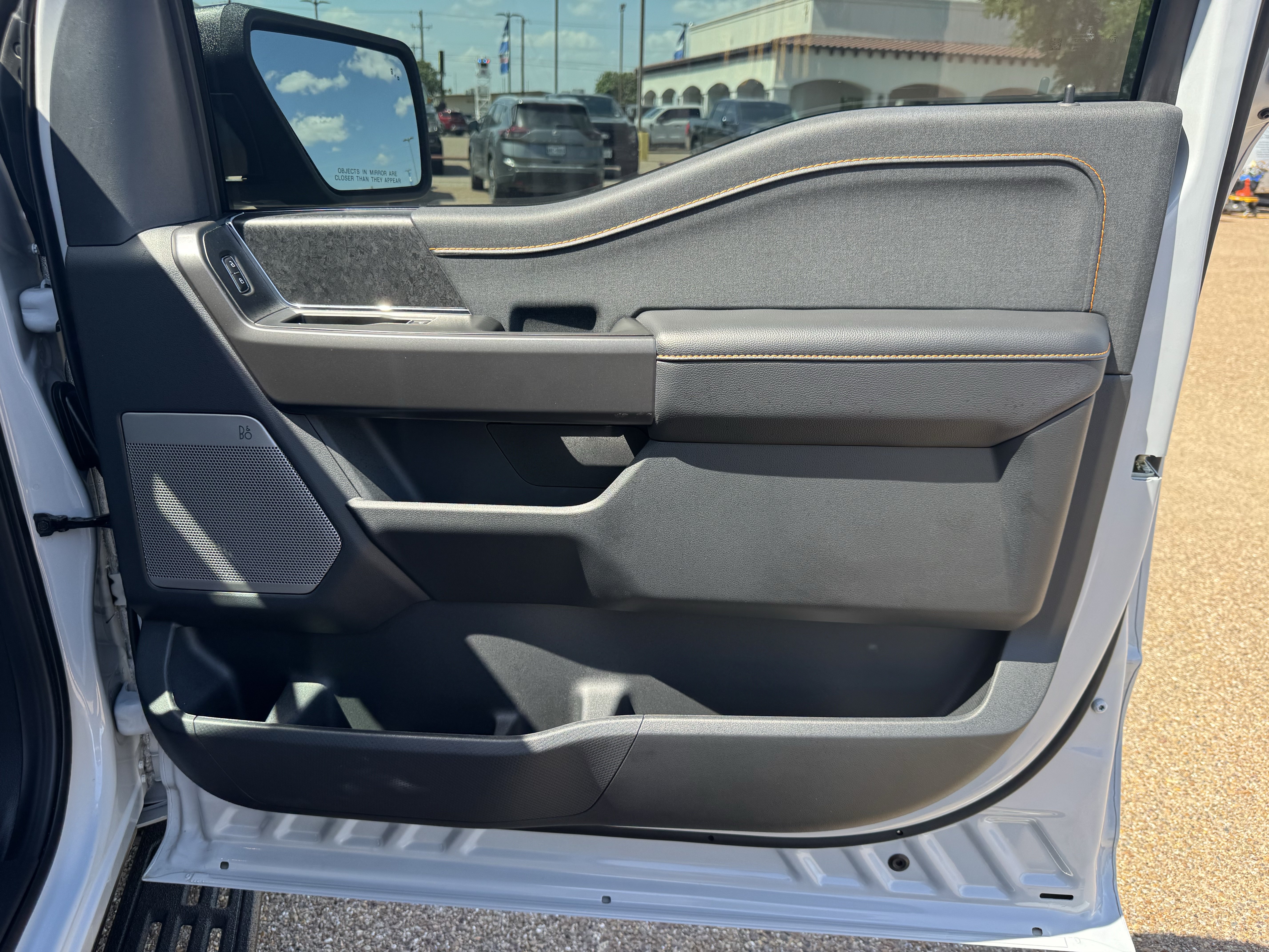 Certified 2025 Ford F150 Tremor w/ Tow/Haul Package AWD/4WD image 32