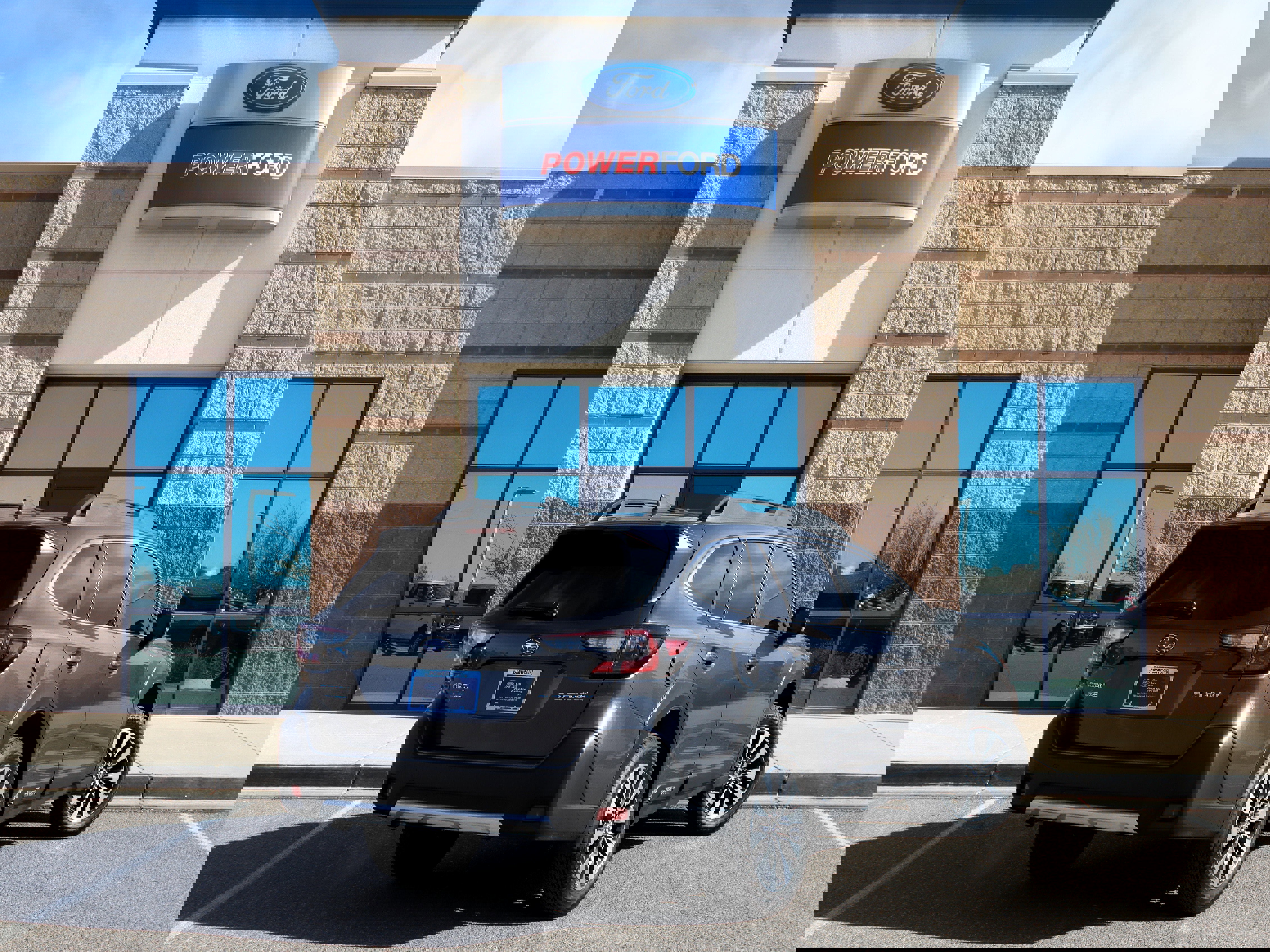 Used 2025 Subaru Outback Limited image 6