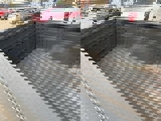 Used 2018 Chevrolet Colorado W/T image 9