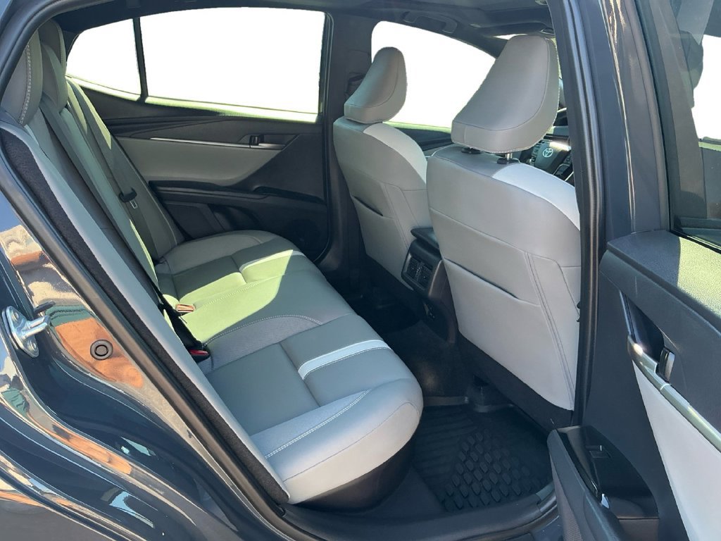 Used 2026 Toyota Camry SE w/ Multimedia Upgrade Package FWD image 23