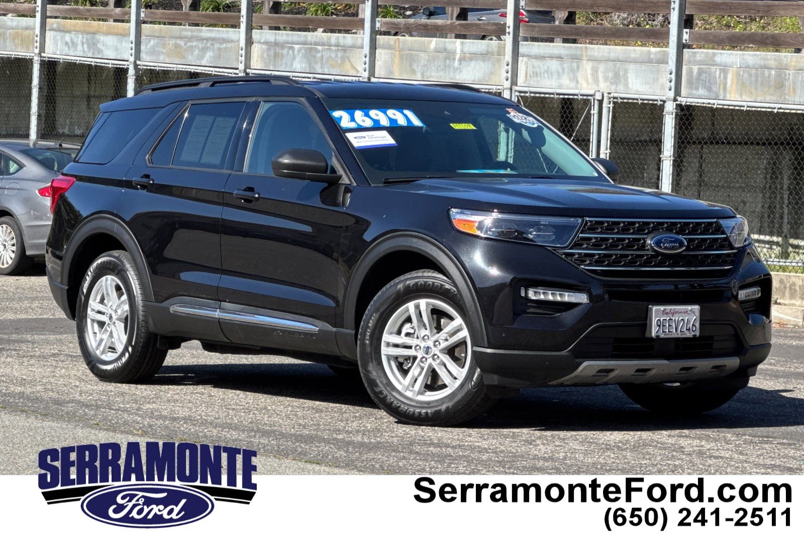 Certified 2022 Ford Explorer XLT w/ Equipment Group 202A