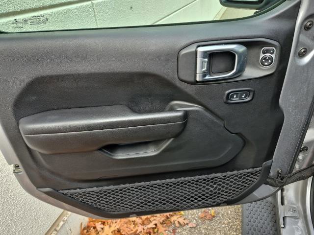 Used 2018 Jeep Wrangler Unlimited Sport S image 16