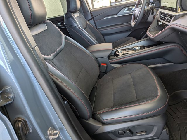 Certified 2025 Ford Explorer ST AWD/4WD image 33