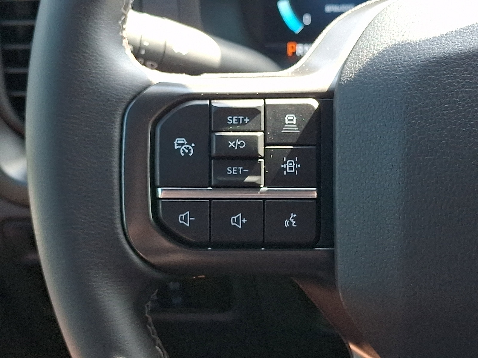 Certified 2024 Ford F150 XLT w/ Equipment Group 302A MID AWD/4WD image 25