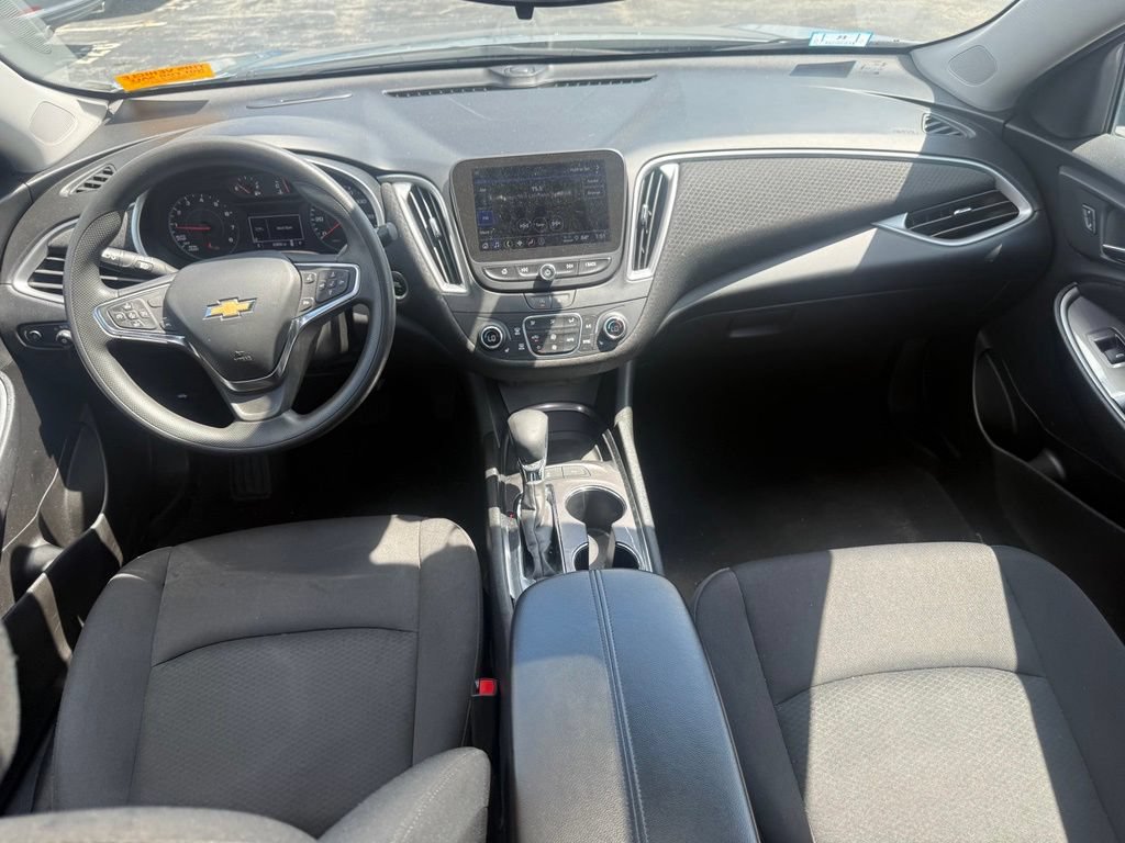 Used 2024 Chevrolet Malibu LT FWD image 39