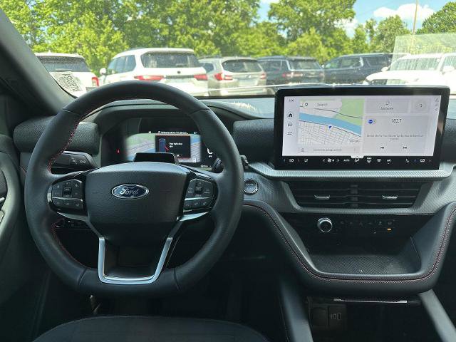 Certified 2025 Ford Explorer ST-Line AWD/4WD image 25