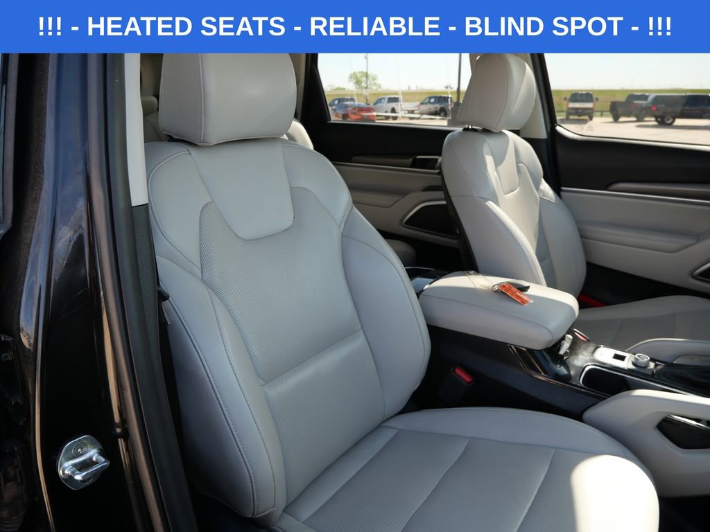 Used 2022 Kia Telluride S image 16