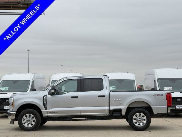 Certified 2024 Ford F250 XLT image 3
