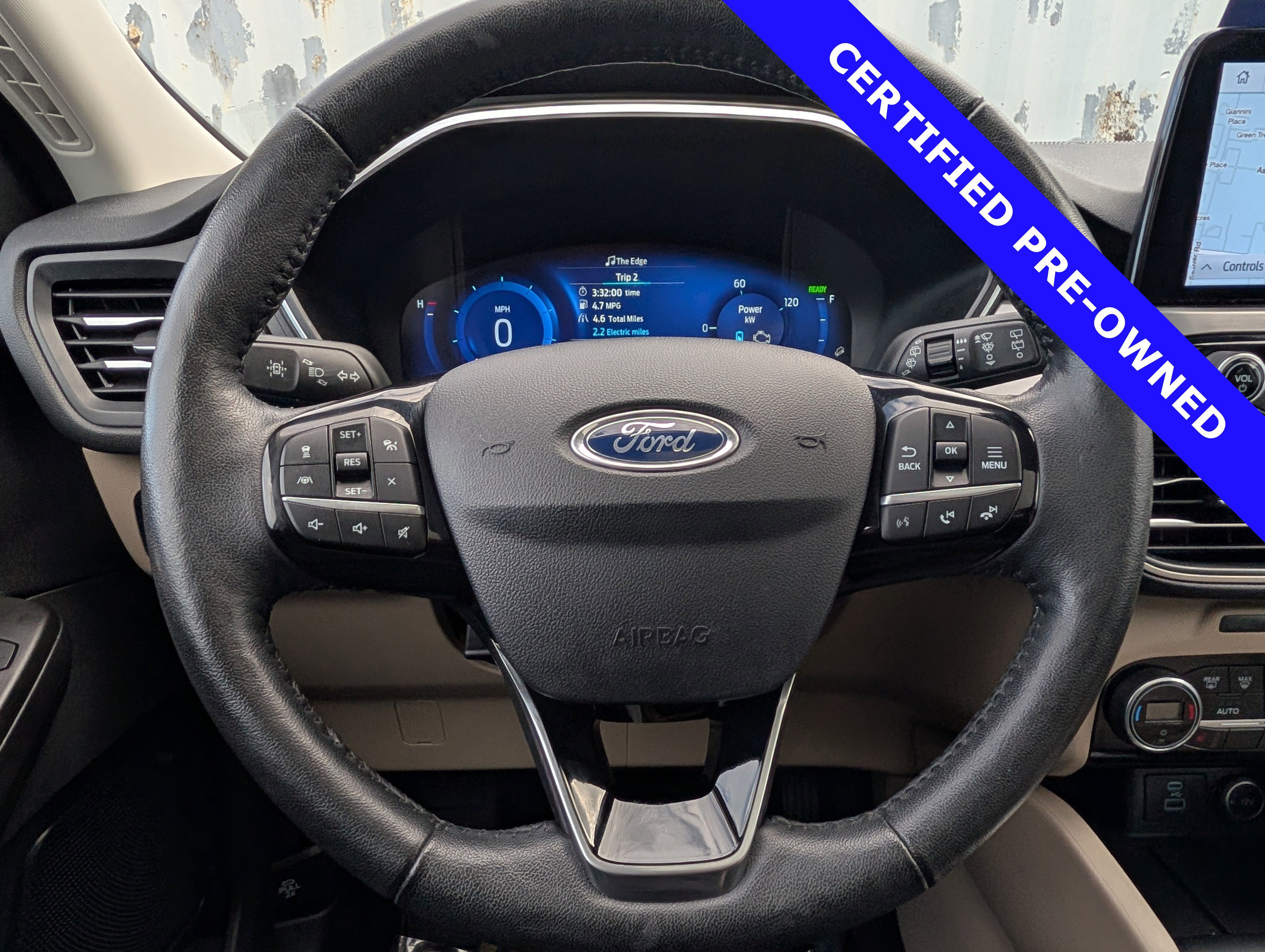 Certified 2021 Ford Escape Titanium FWD image 28