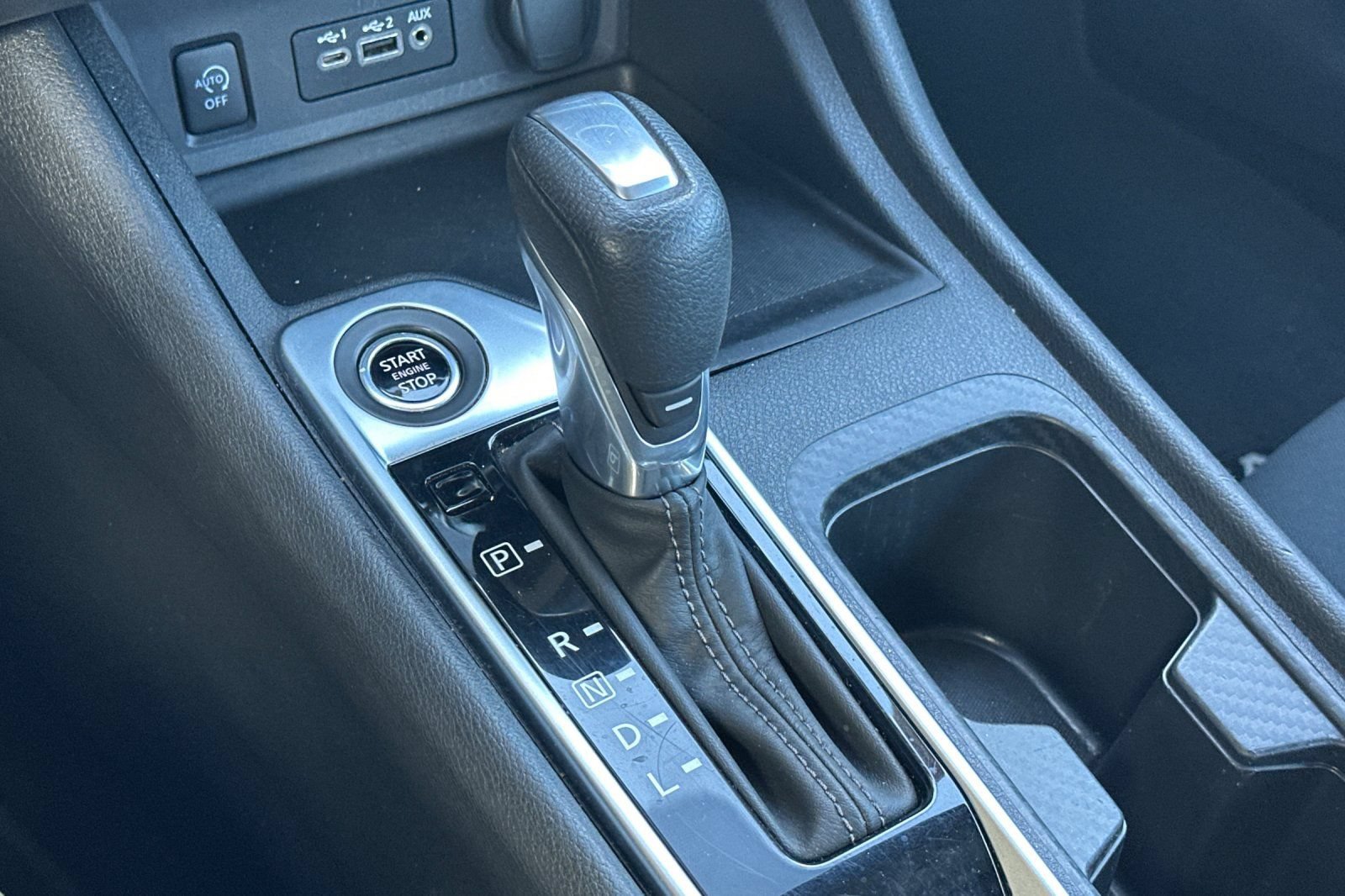 Used 2025 Nissan Sentra SV FWD image 19