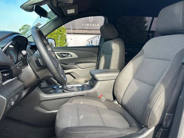 Used 2023 Chevrolet Traverse LT FWD image 13