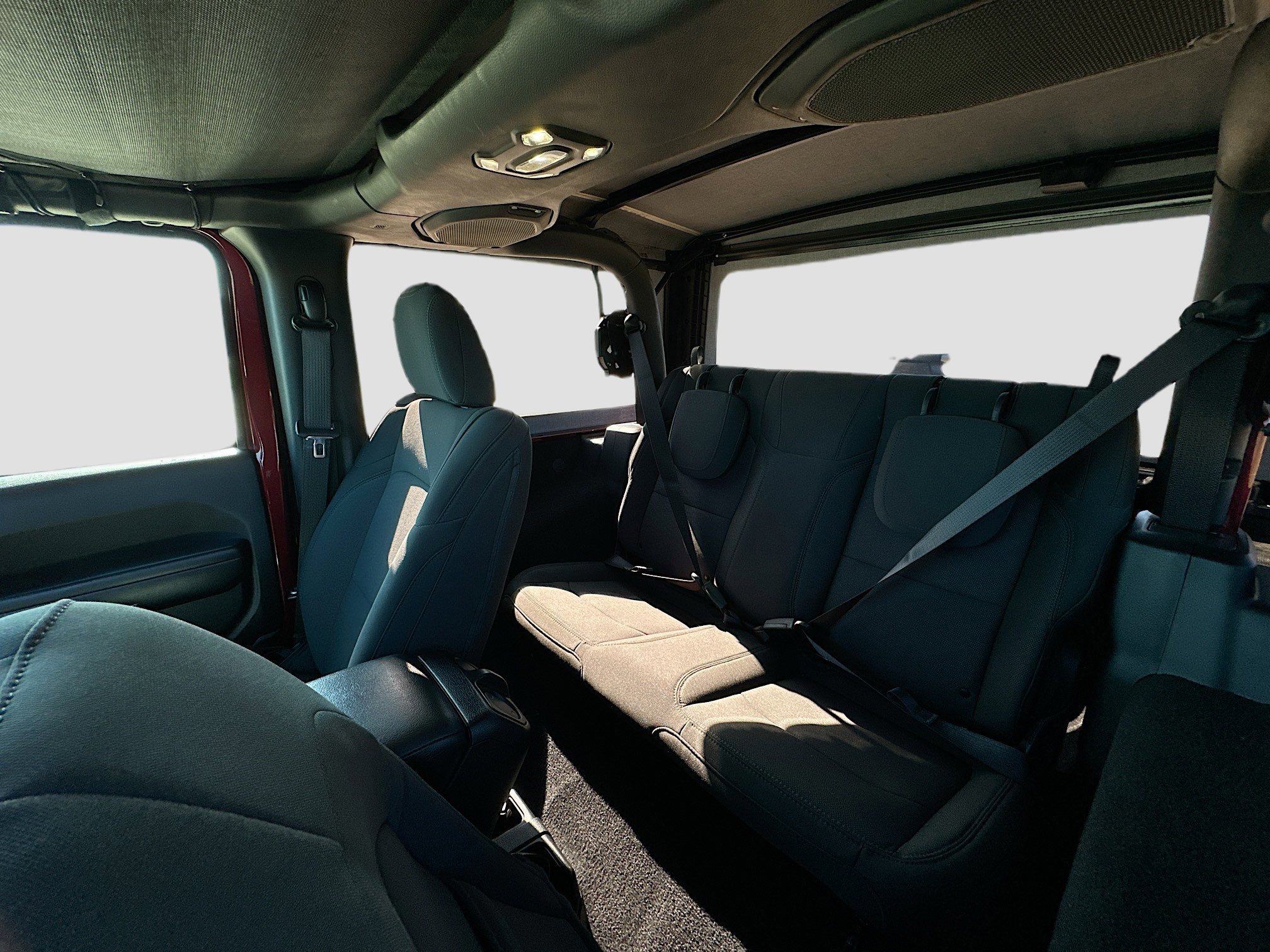 Used 2021 Jeep Wrangler Sport image 22