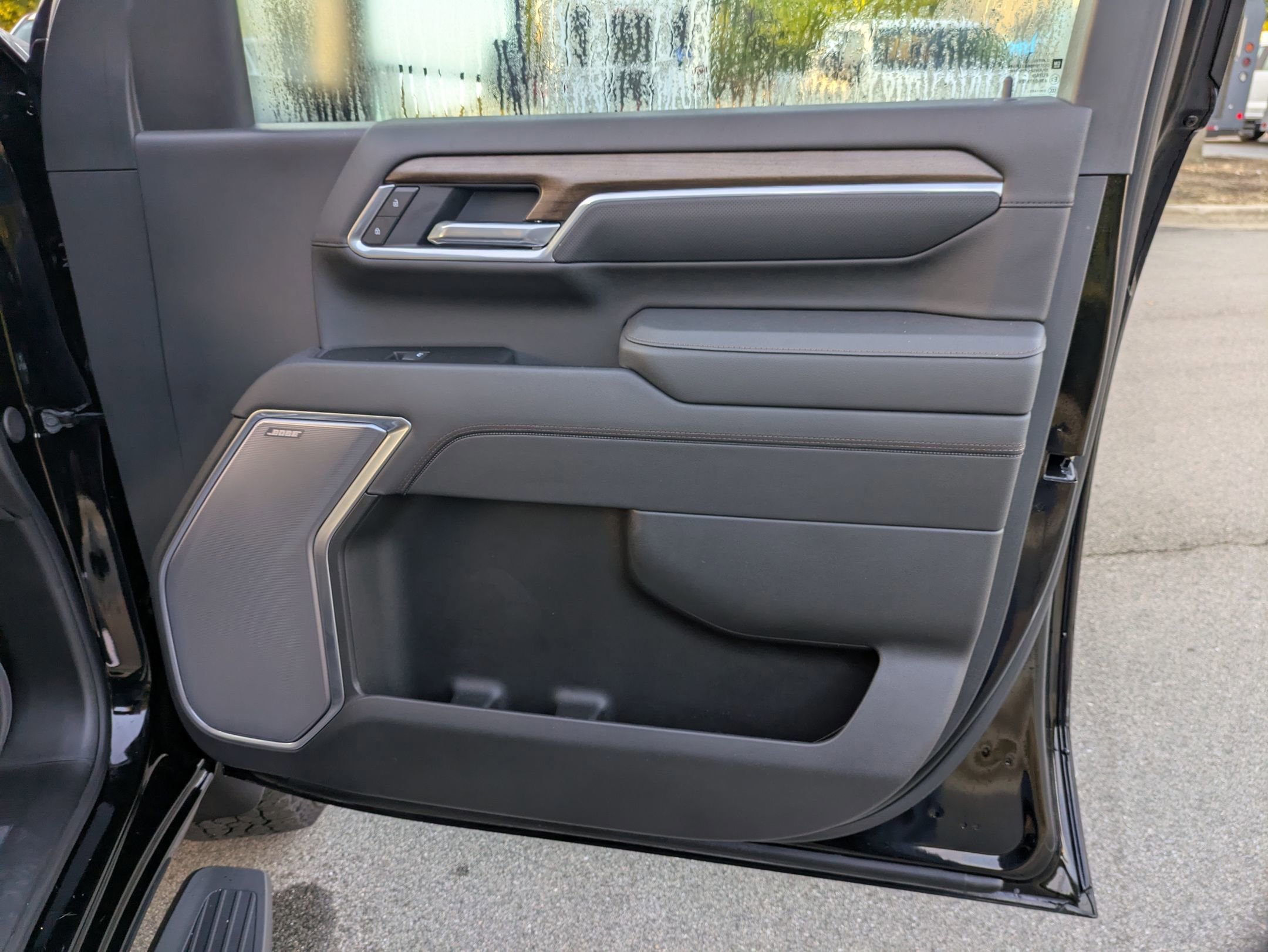 Used 2025 Chevrolet Silverado 2500 High Country w/ Technology Package image 44