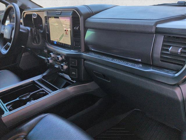Certified 2025 Ford F250 Lariat w/ Black Appearance Package image 20