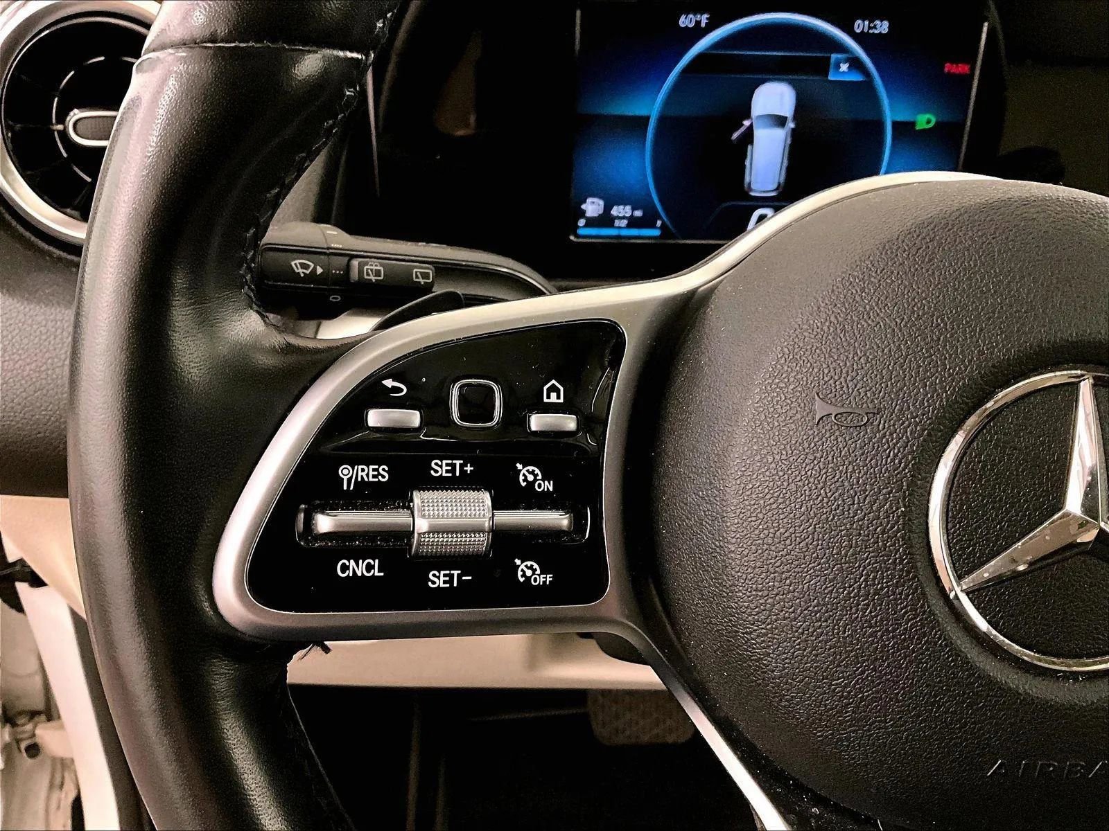 Used 2021 Mercedes-Benz GLB 250 4MATIC image 17