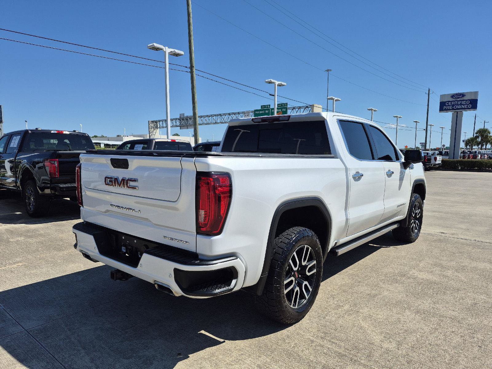 Used 2020 GMC Sierra 1500 Denali w/ Denali Ultimate Package AWD/4WD image 14