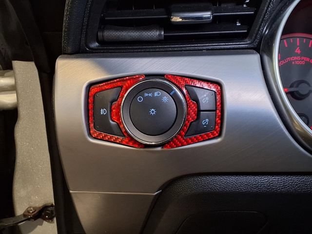 Certified 2019 Ford Mustang Premium RWD image 16