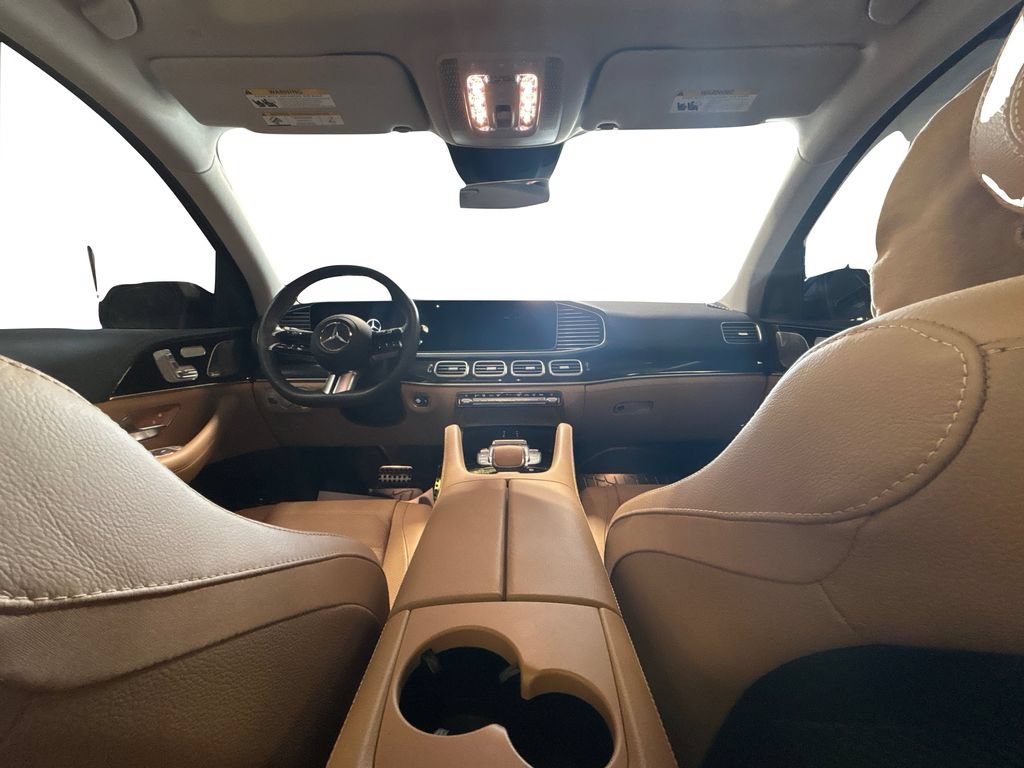 Used 2026 Mercedes-Benz GLS 450 4MATIC image 24