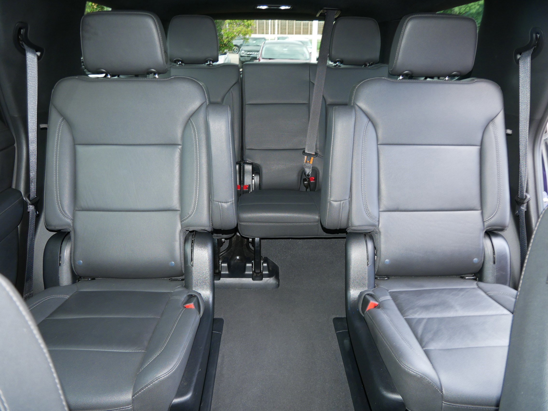 Used 2023 Chevrolet Tahoe LT image 13