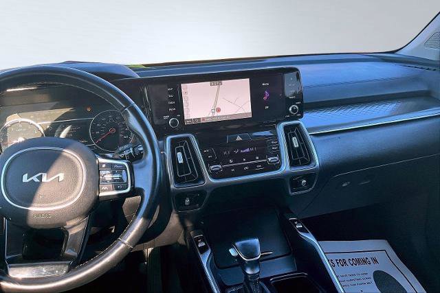 Used 2022 Kia Sorento S w/ Panoramic Sunroof Package image 9