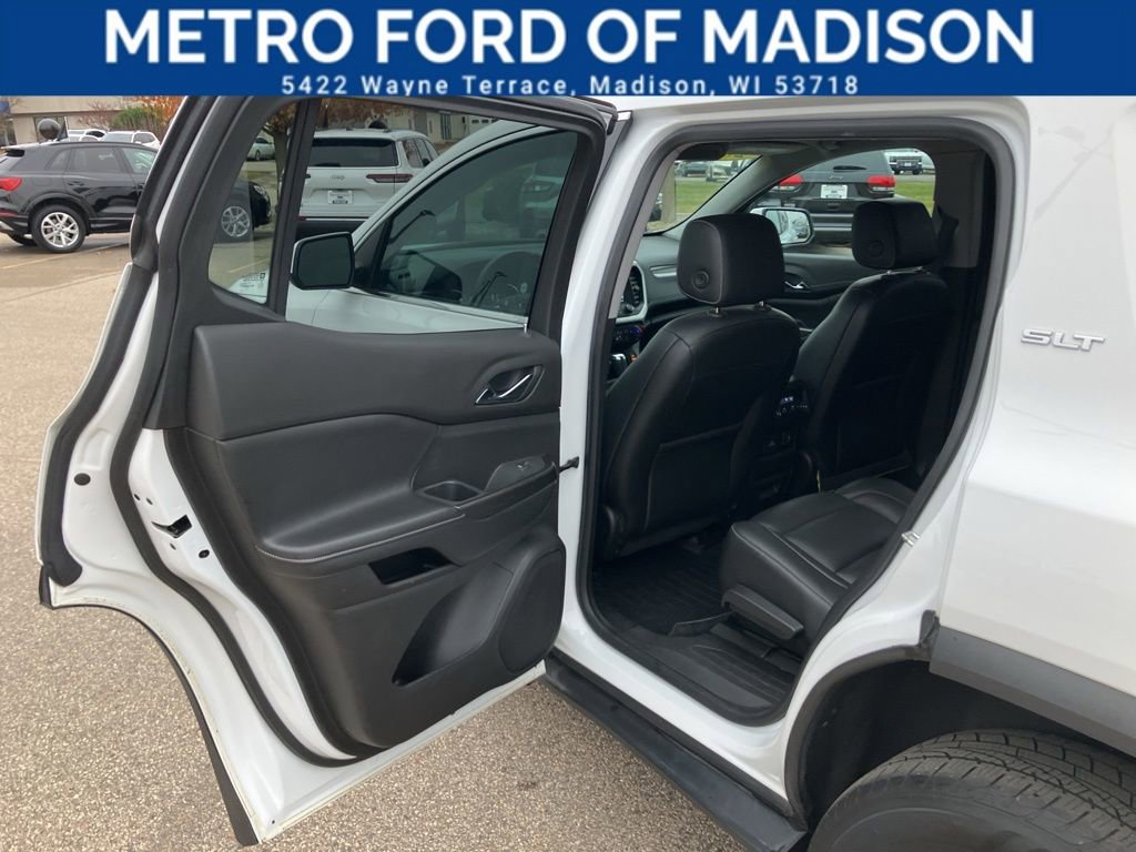 Used 2019 GMC Acadia SLT image 38