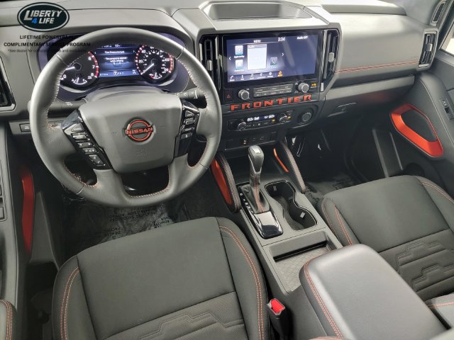 Used 2025 Nissan Frontier PRO-4X AWD/4WD image 35