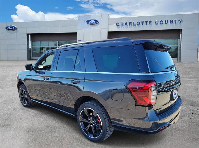 Certified 2022 Ford Expedition Limited image 3