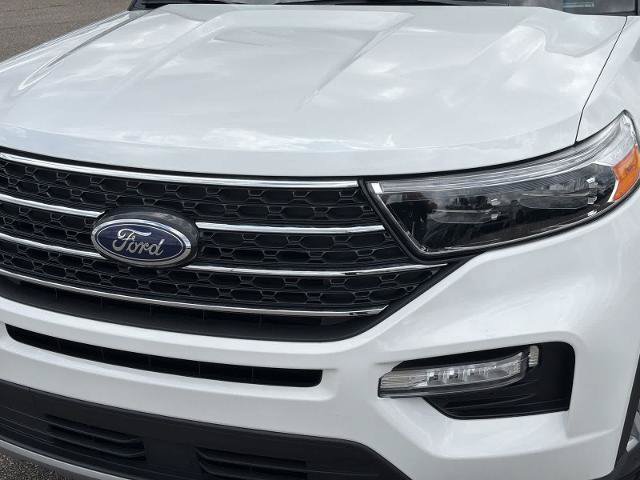 Certified 2024 Ford Explorer XLT w/ Equipment Group 202A AWD/4WD image 11