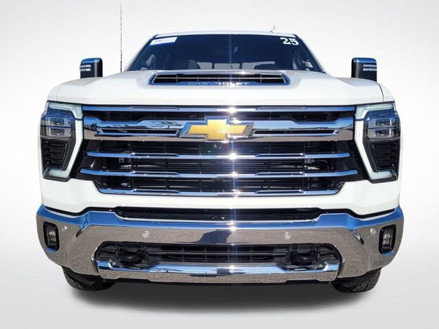 Used 2025 Chevrolet Silverado 2500 LTZ w/ LTZ Premium Package image 8