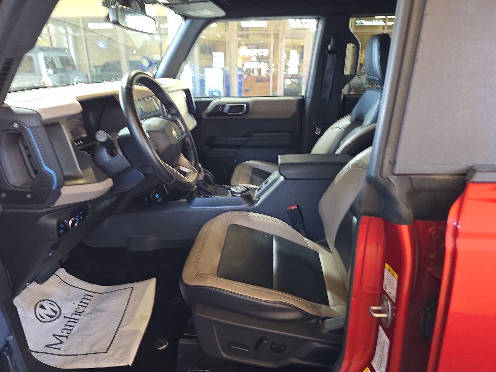 Certified 2024 Ford Bronco Wildtrak AWD/4WD image 5