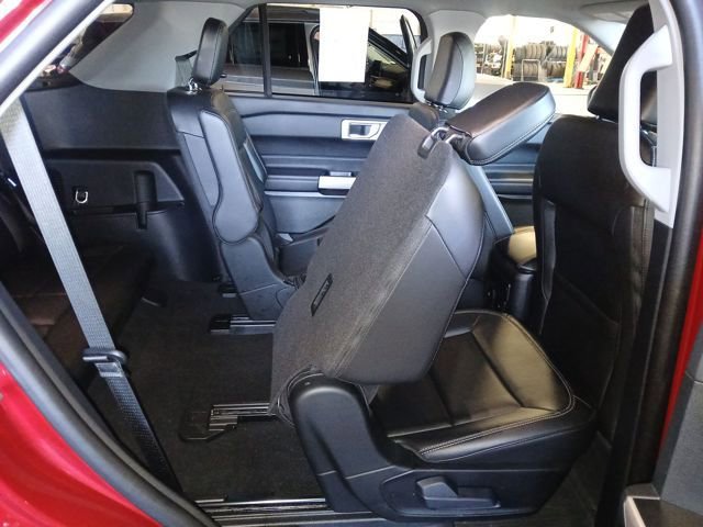Certified 2024 Ford Explorer XLT w/ Equipment Group 202A image 48