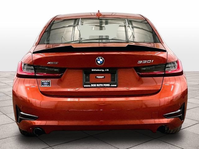 Used 2022 BMW 330i xDrive Sedan w/ Convenience Package AWD/4WD image 4
