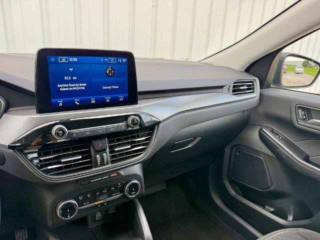 Certified 2025 Ford Escape Active AWD/4WD image 18