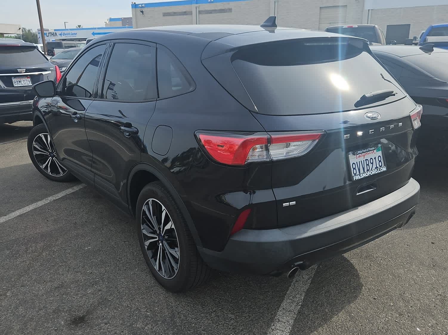 Certified 2021 Ford Escape SE w/ SE Sport Appearance Package image 3
