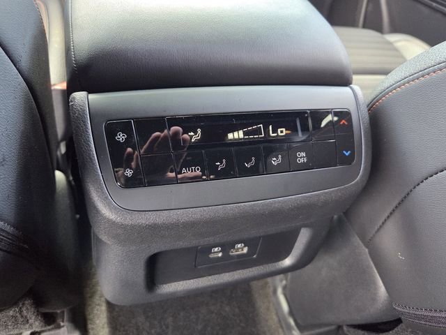 Used 2025 Nissan Pathfinder Rock Creek image 25