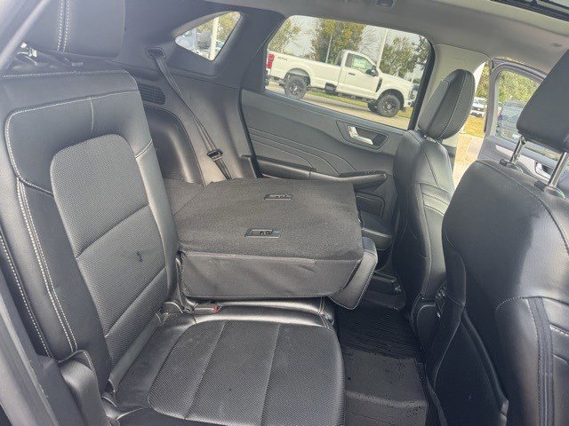 Certified 2022 Ford Escape SEL image 33